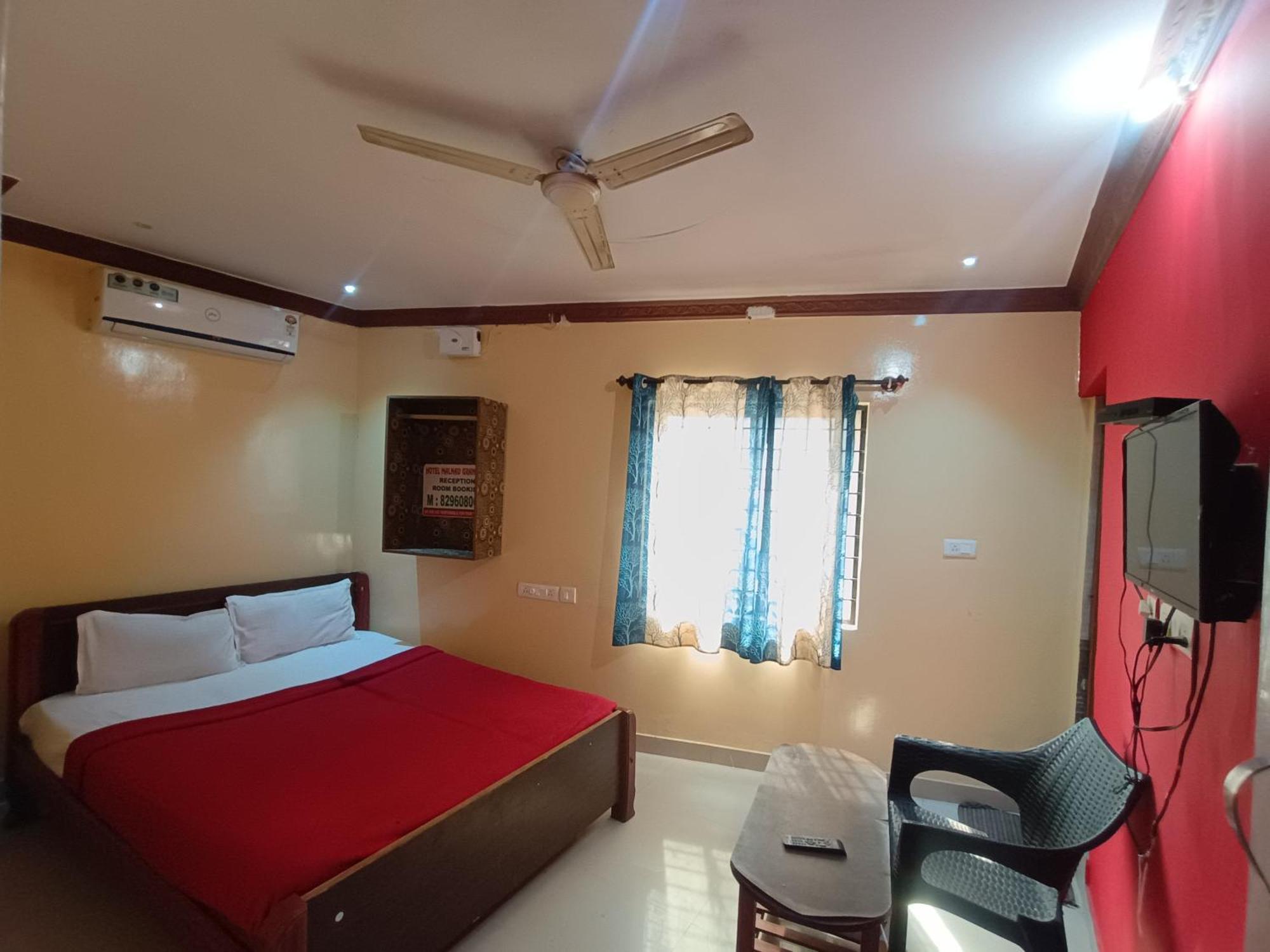 Hotel Malnad Grand Inn Kumbalgod Exterior foto